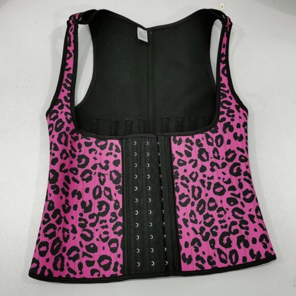 Transform Your Silhouette with Our Premium Waist Trainer! - Picture 6 of 9